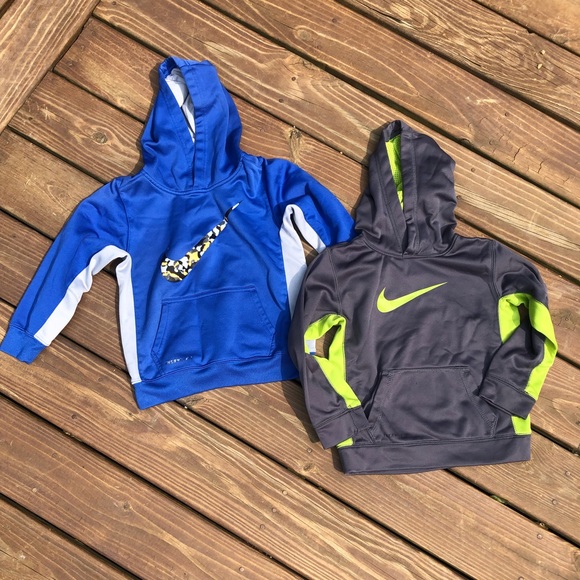 Nike Other - BUNDLE (2) PAIRS NIKE KIDS SIZE 7 SWEATSHIRTs